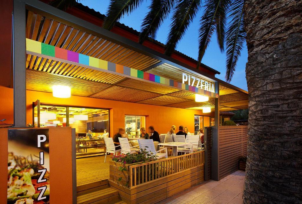 Apartaments Terraza - Salatà Mar Roses Exterior foto