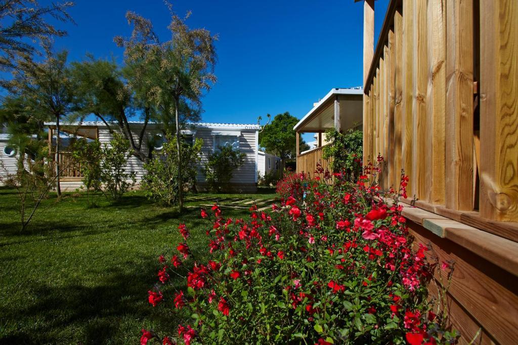 Apartaments Terraza - Salatà Mar Roses Quarto foto